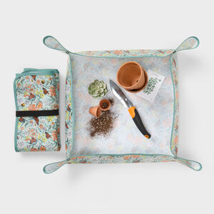 Duluth Gardening Mat Set