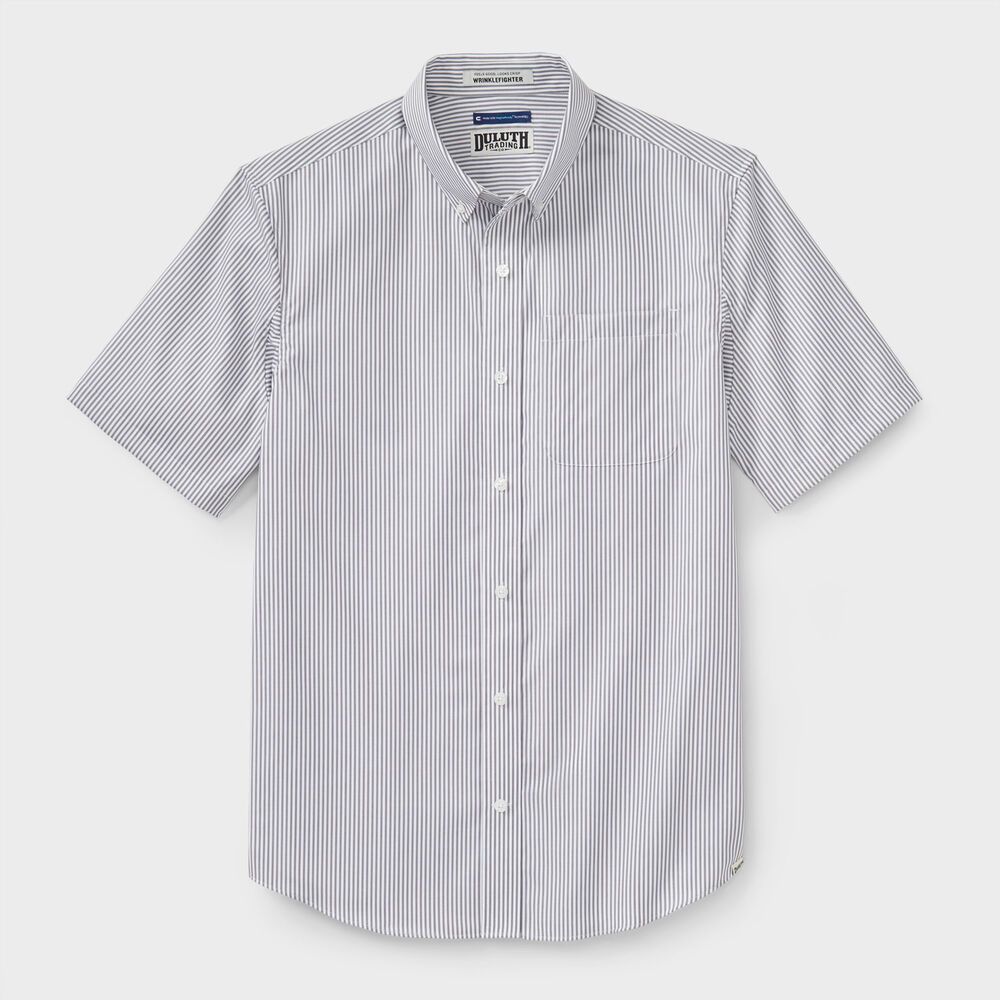 Men's Magnet Front Wrinklefighter Relaxed Fit Shirt Main Image