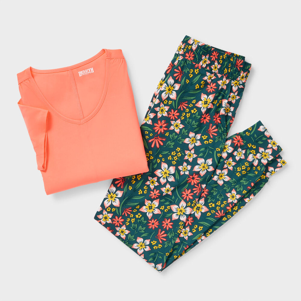 Women's Armachillo Cooling Sleep Set Main Image