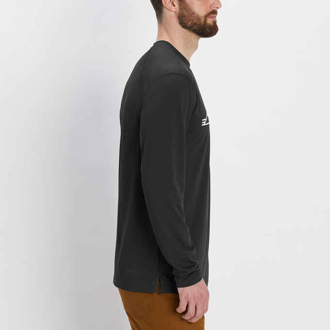 Men's AKHG Tun-Dry Standard Fit Long Sleeve Logo T-Shirt