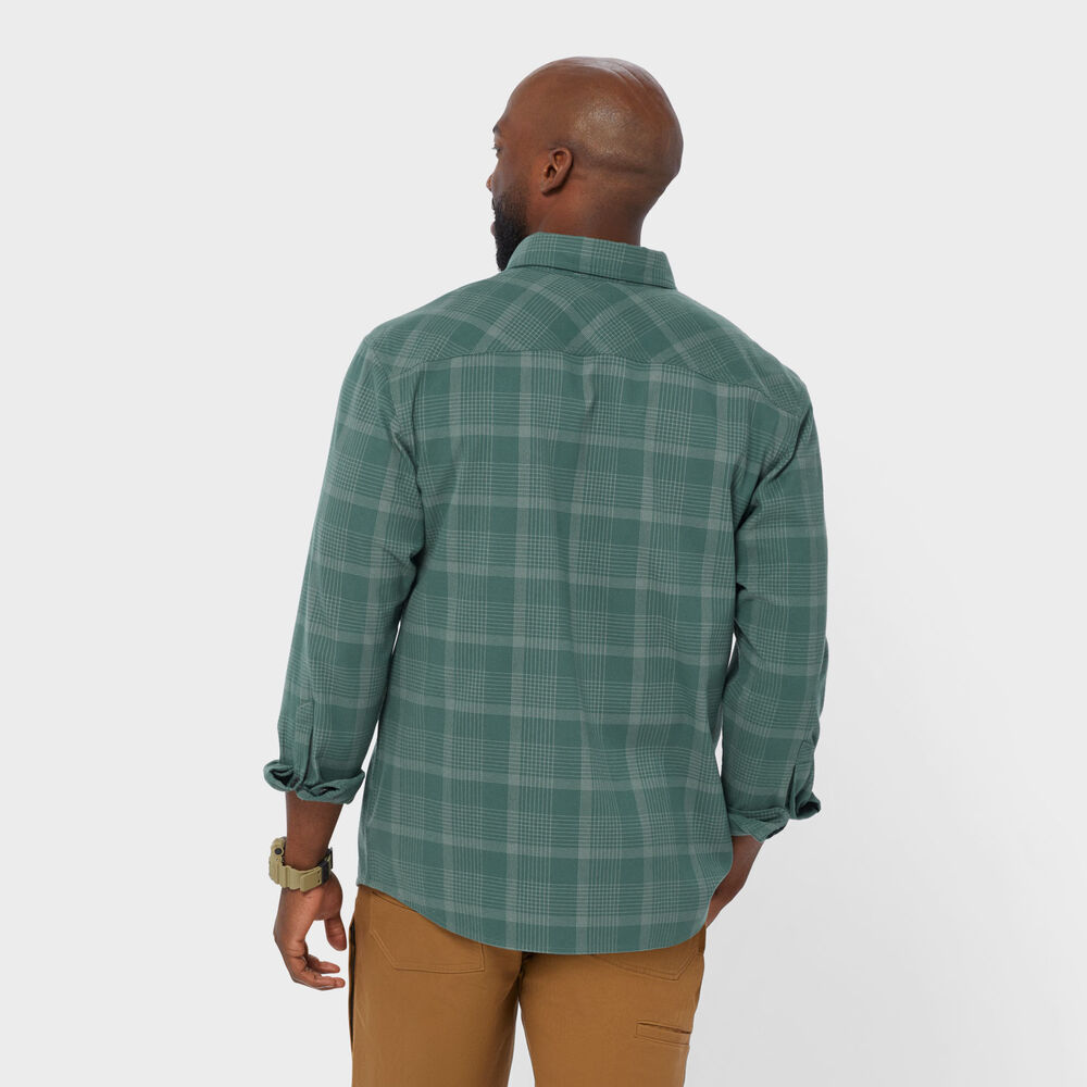 Men's AKHG Boar's Nest Relaxed Fit Flannel Shirt Main Image