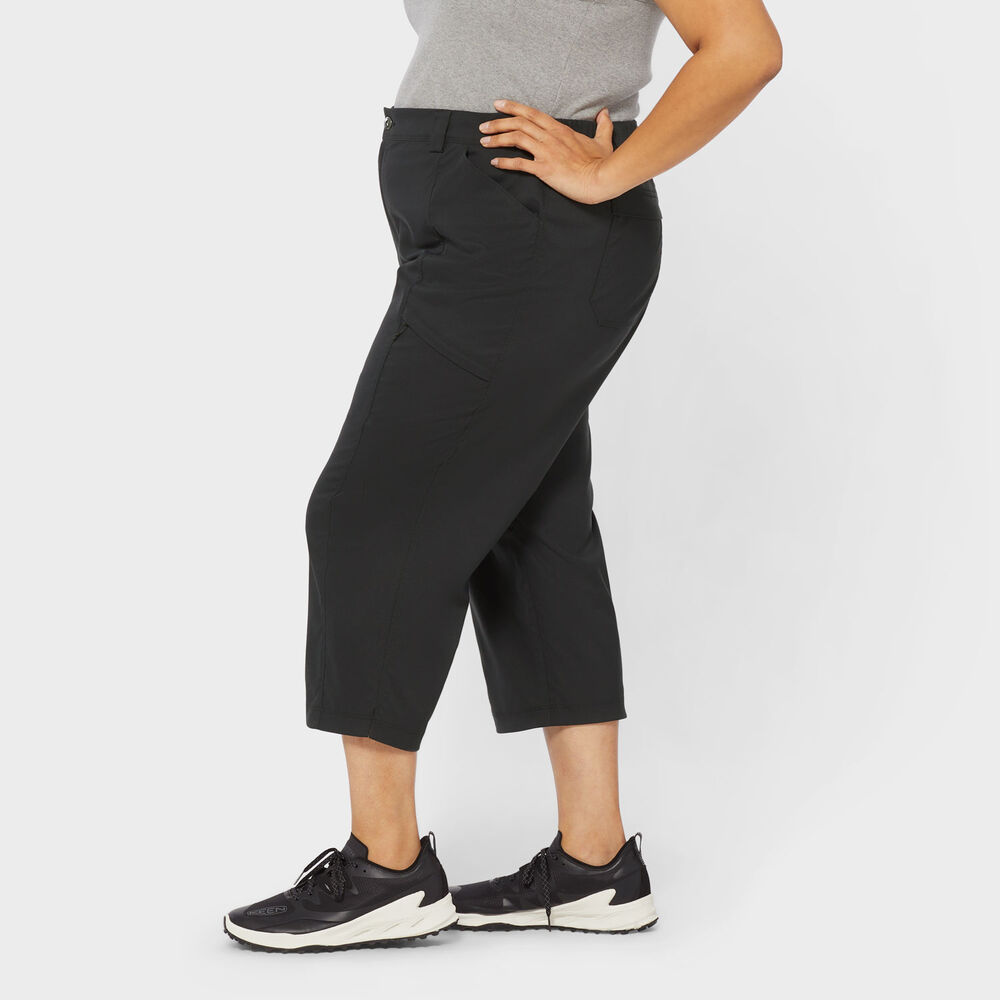 Women's Plus Dry on the Fly Capris Main Image