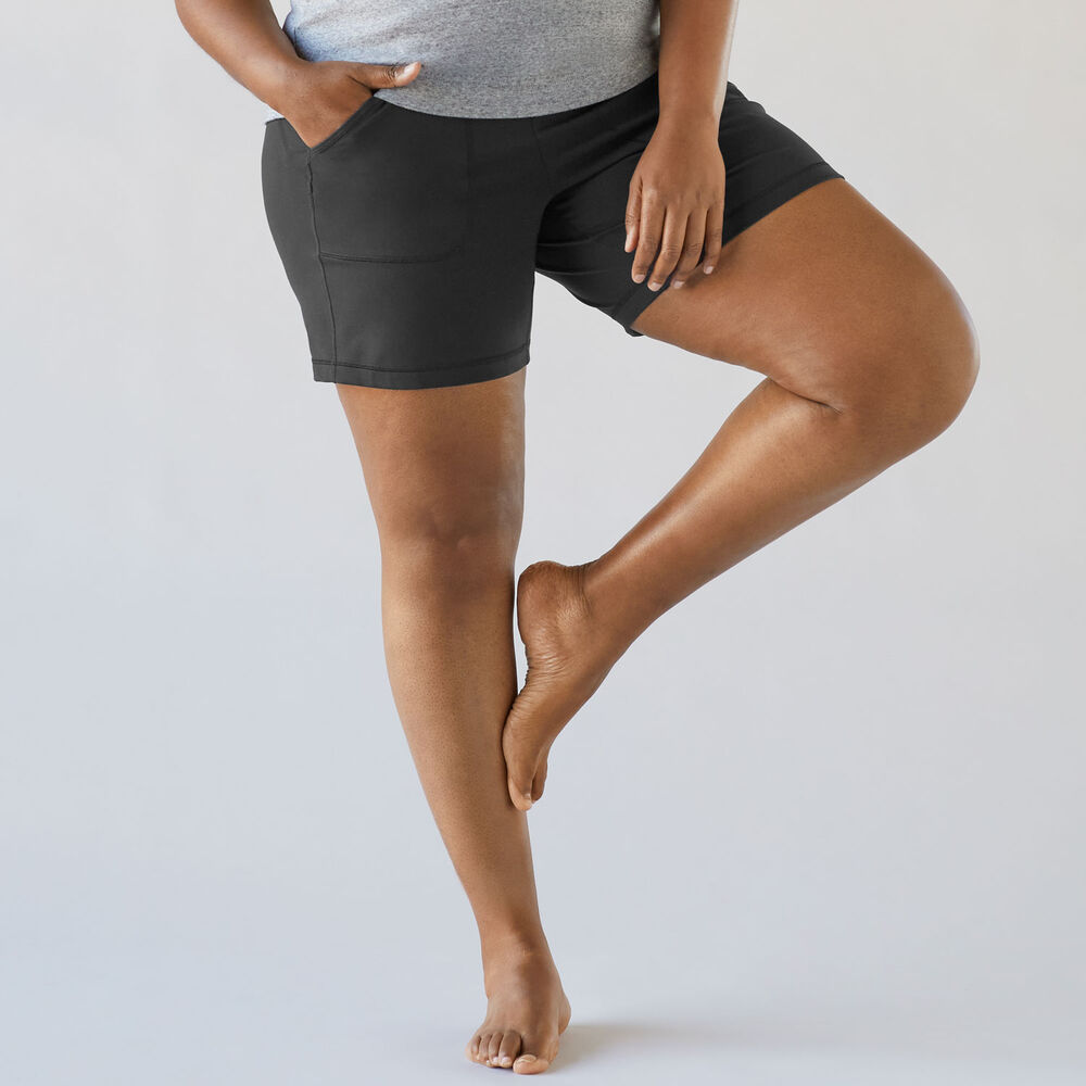 Women's Plus NoGA Classic 7'' Shorts Main Image