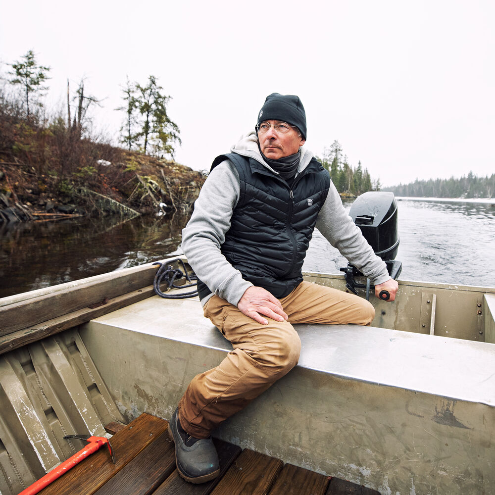 Men's AKHG Snowpack Down Vest Main Image