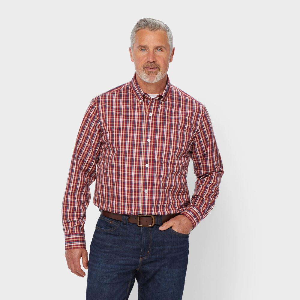 Men's Magnet Wrinklefighter Relaxed Fit Long Sleeve Shirt Main Image