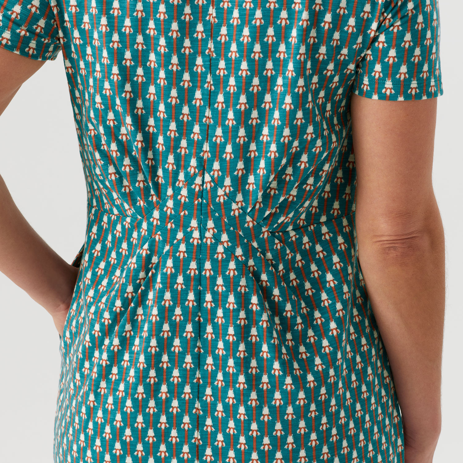 Women's To 'n' Flow Pleated Back SS Dress | Duluth Trading Company