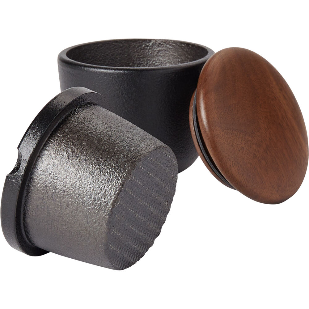 Skeppshult Cast Iron Pepper and Spice Mill Main Image