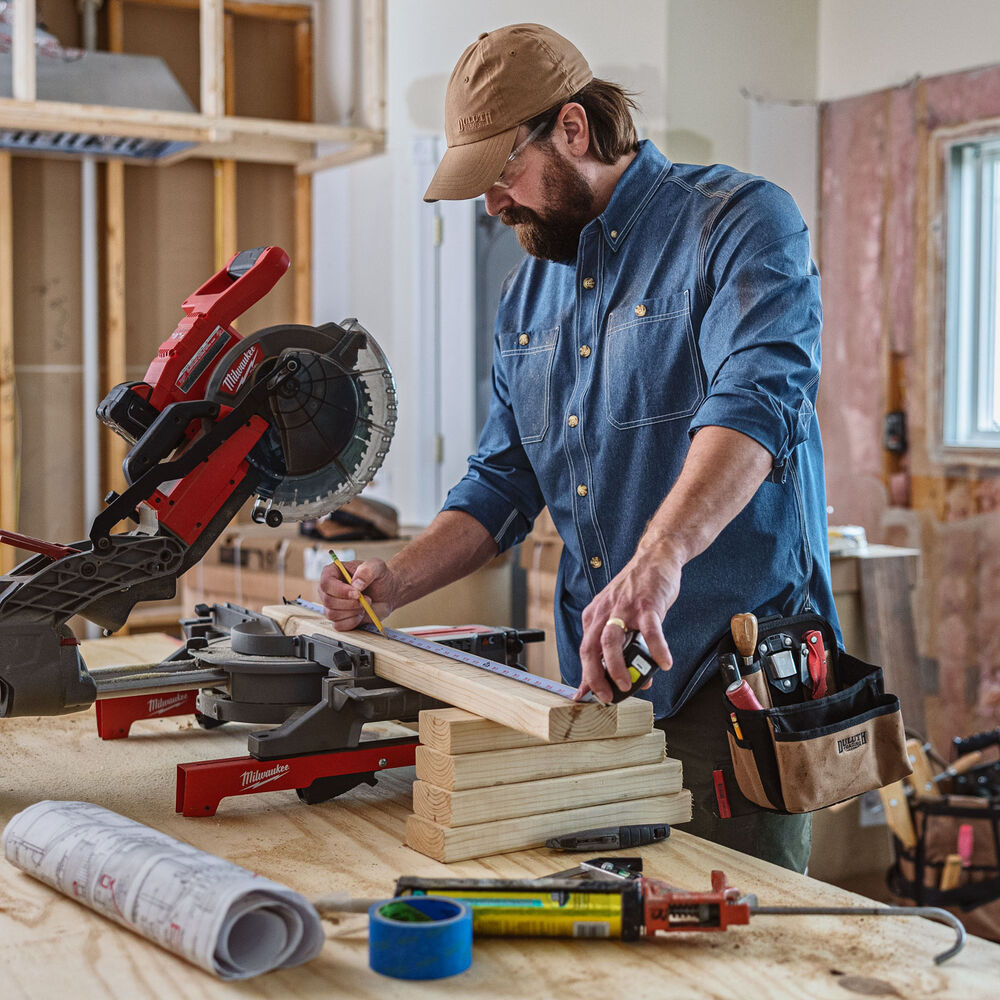 Men's Duluth Untucked Bush Pilot Chambray Shirt Main Image