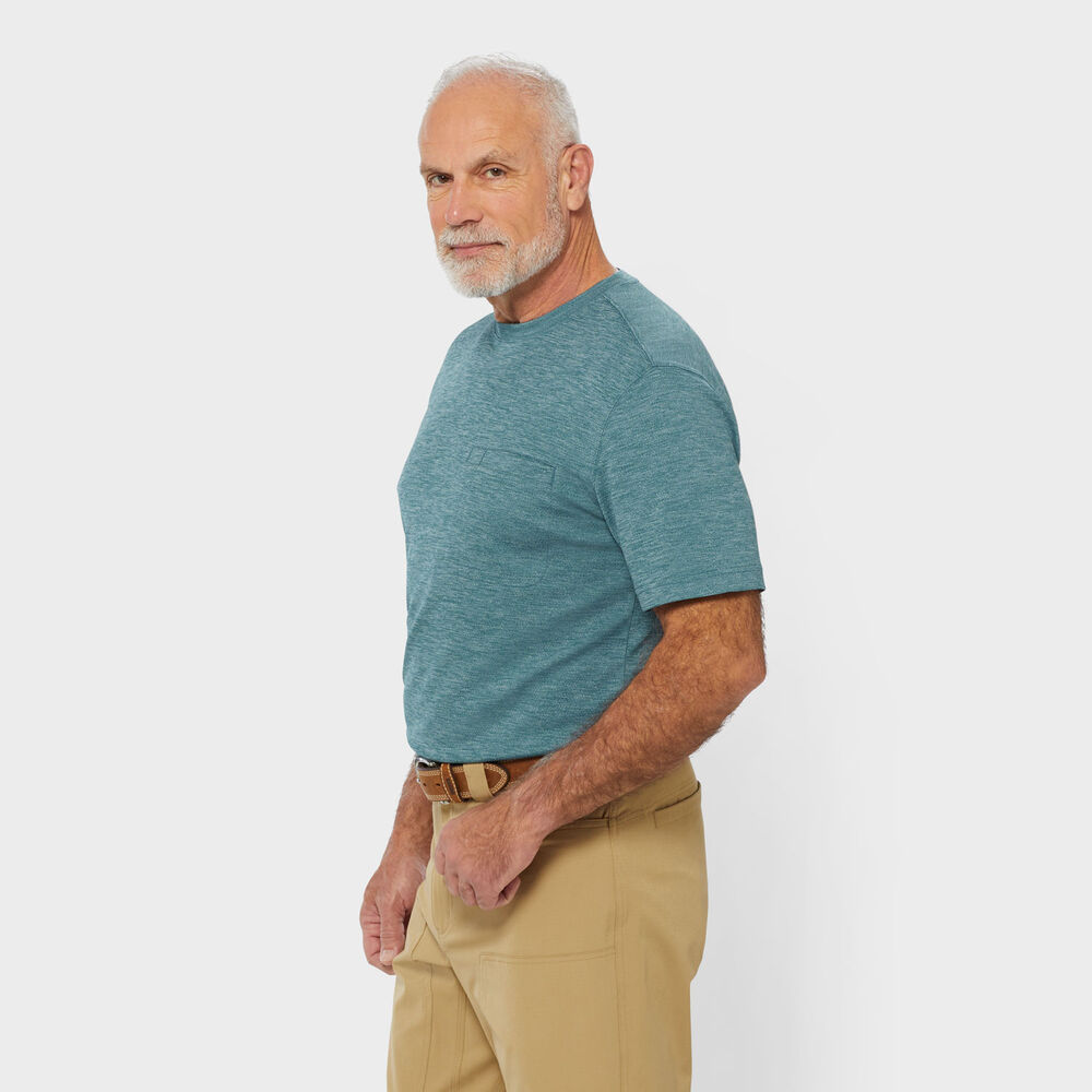 Men's Armachillo Cooling Standard Fit Pocket Crew Main Image