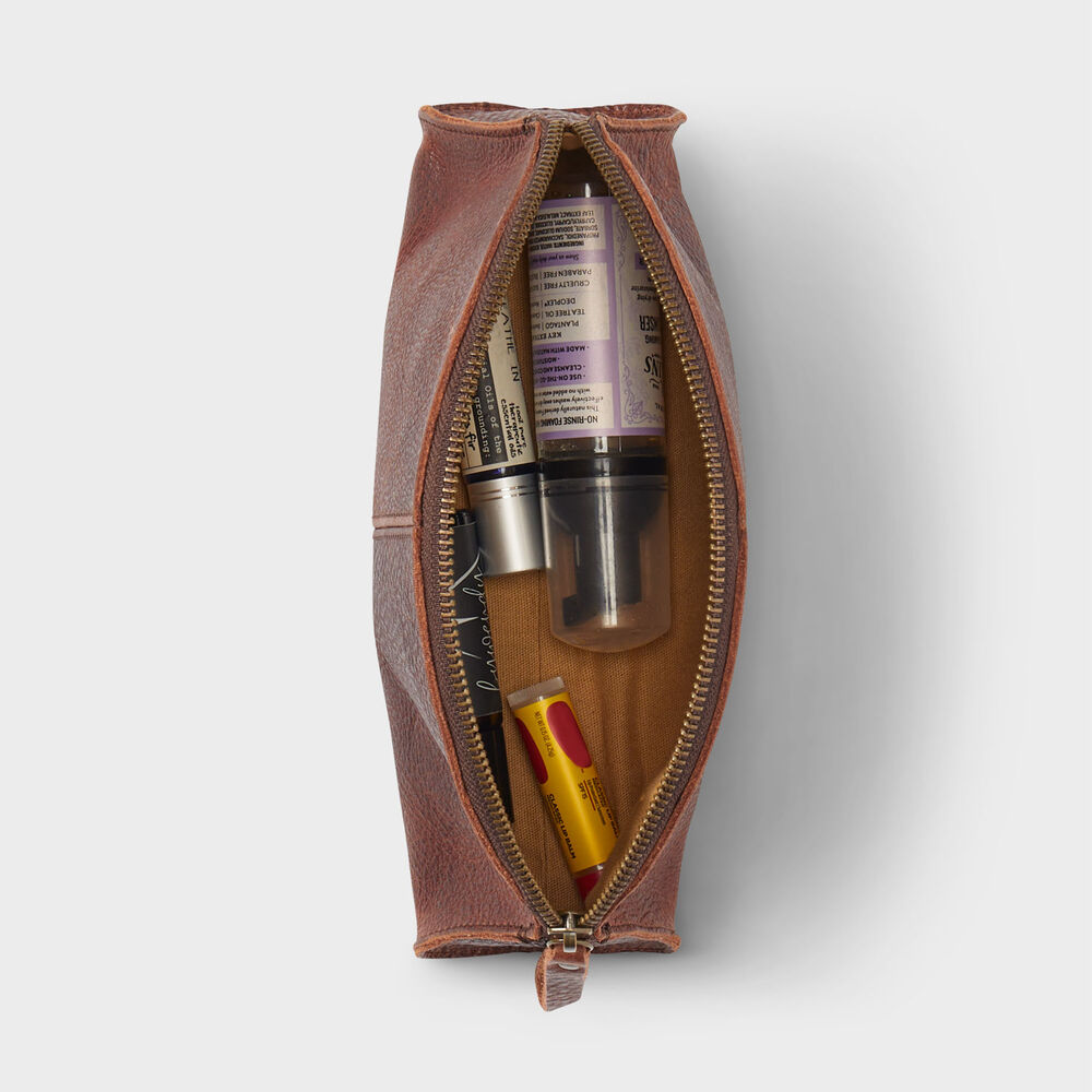 Lifetime Leather Travel Pouch Main Image