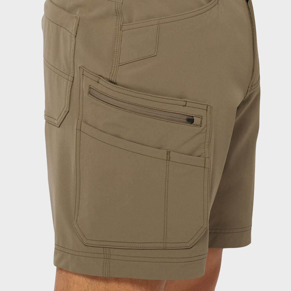 Men's Flexpedition Relaxed Fit 9'' Packrat Shorts Main Image
