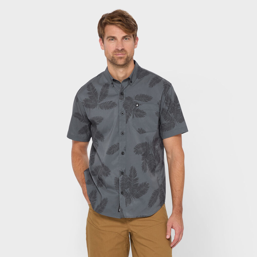 Men's AKHG Ventech Relaxed Fit Short Sleeve Shirt Main Image