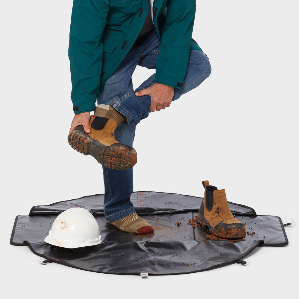 2-in-1 Boot Changing Mat and Gear Bag BLK Main Image