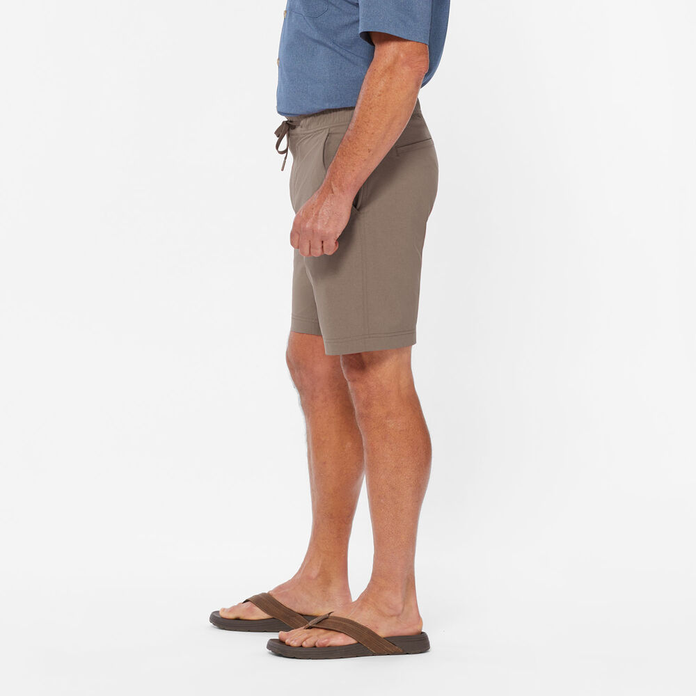 Men's First Resort 9'' Shorts Main Image