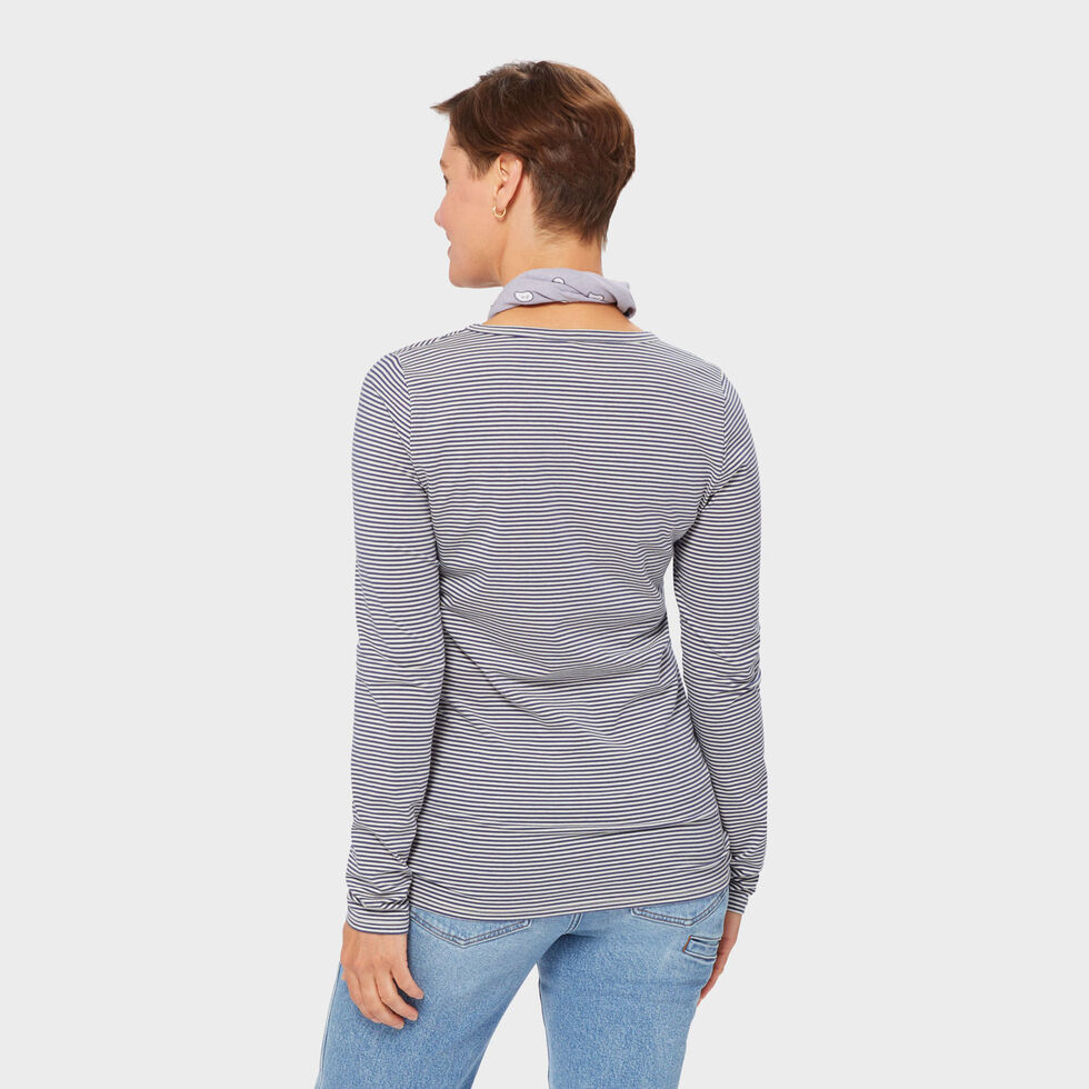 Women's No-Yank Long Sleeve V-Neck T-Shirt Duluth Trading Company