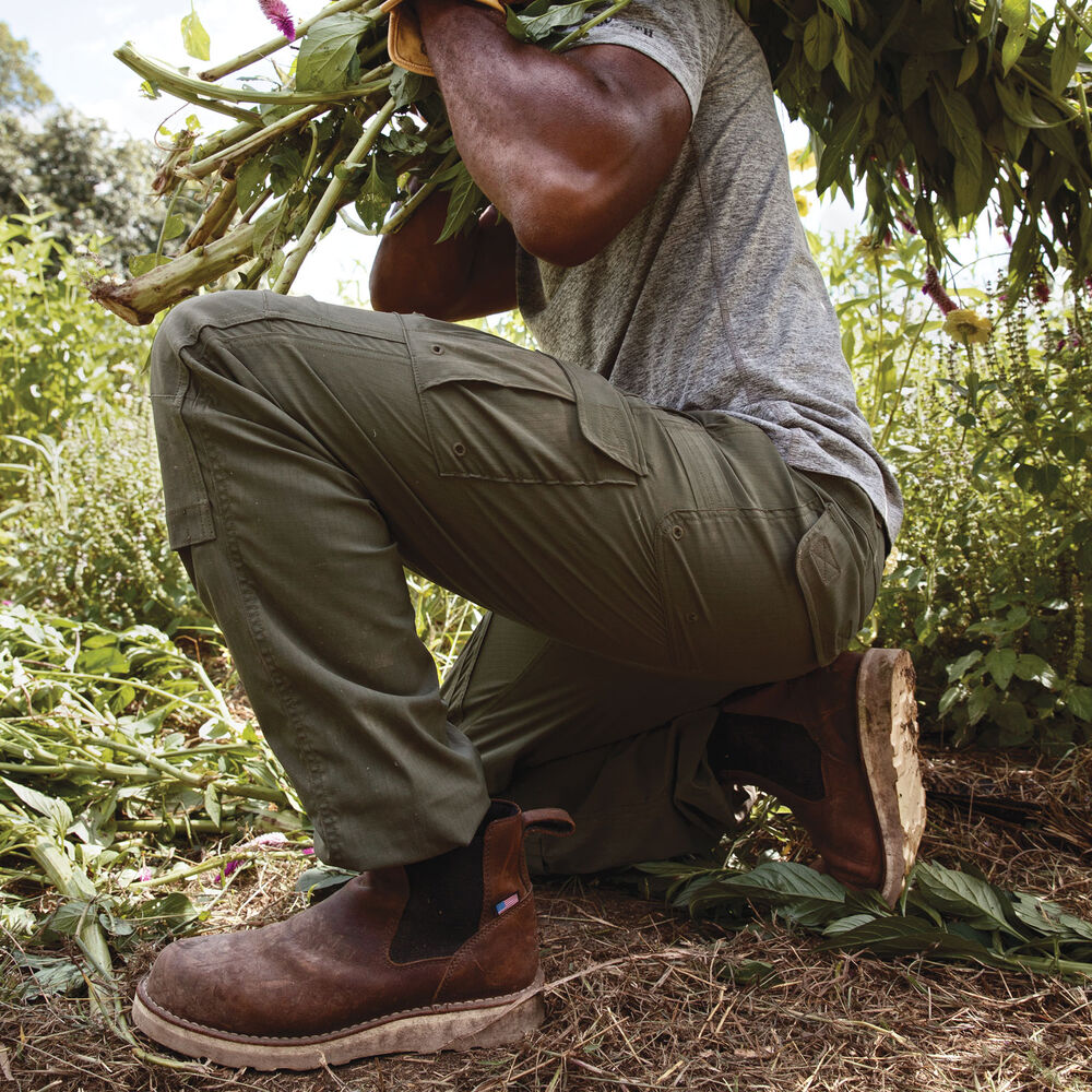 Men's No Fly Zone Lightweight Gardening Standard Fit Pants Main Image