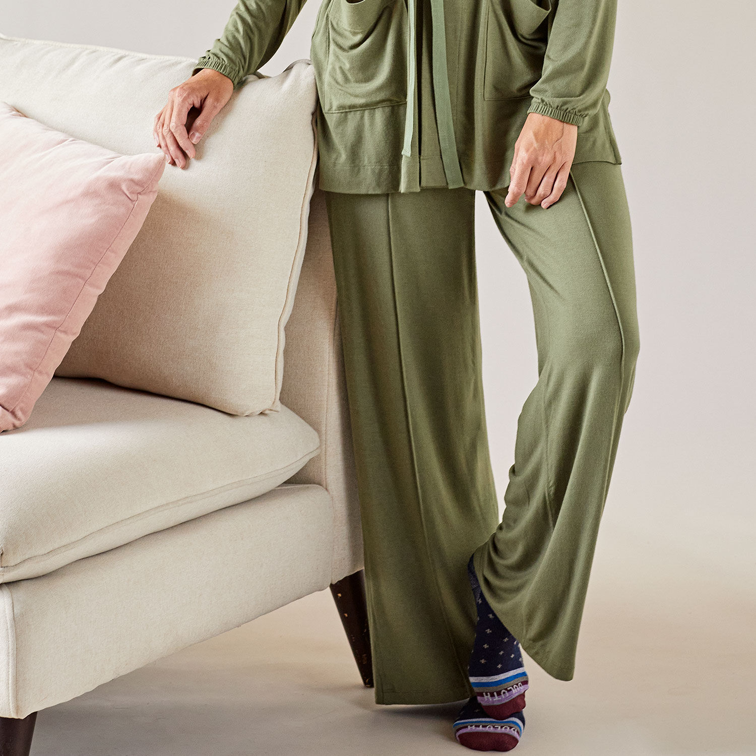 Women's Dang Soft Relaxed Leg Pant | Duluth Trading Company