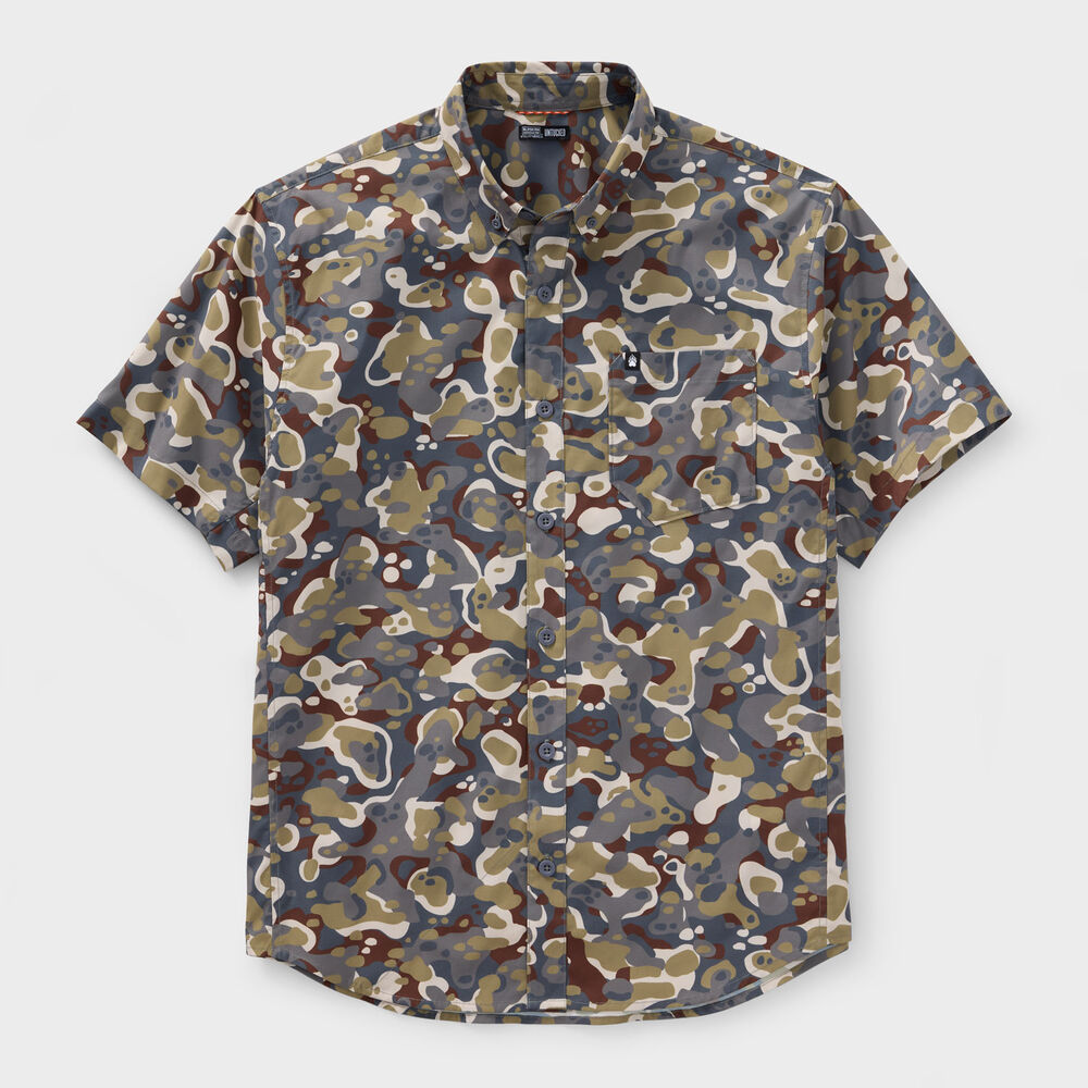 Men's AKHG Ventech Relaxed Fit Short Sleeve Shirt Main Image