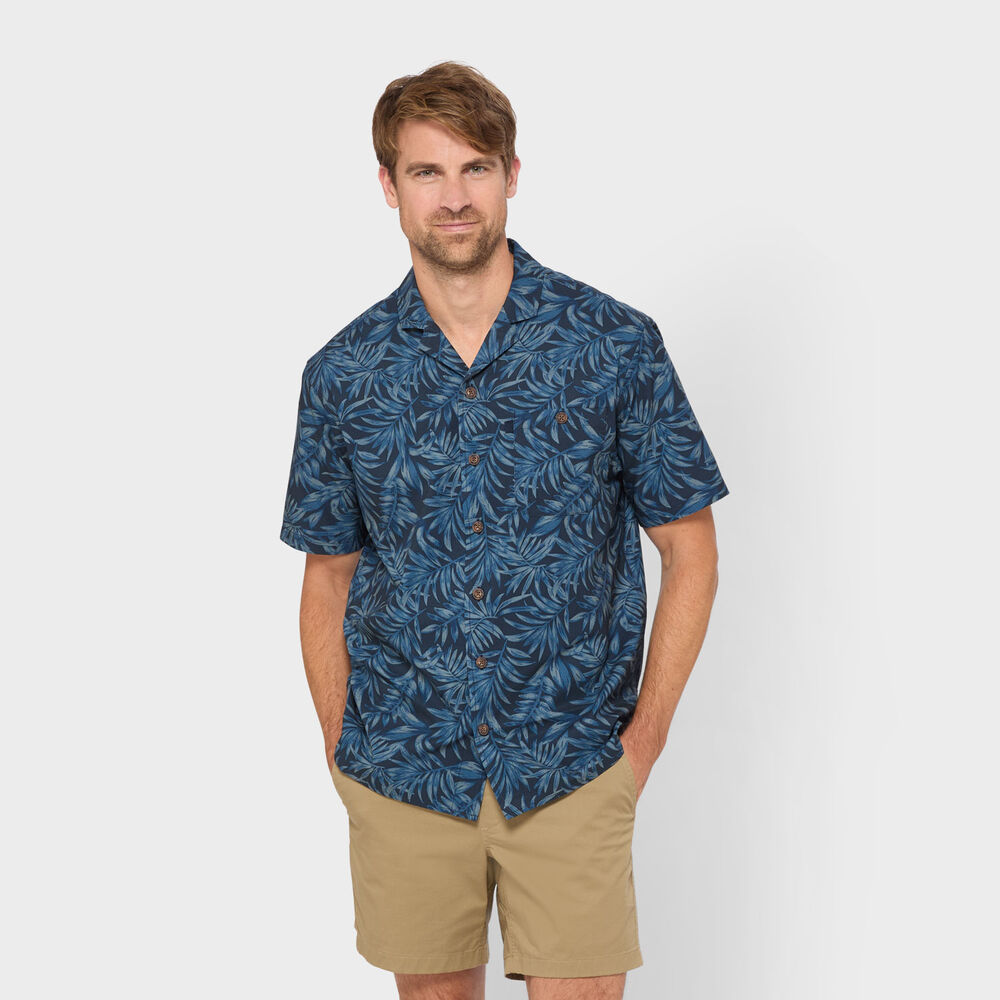 Men's Breezeshooter Camp Collar Untucked Shirt Main Image