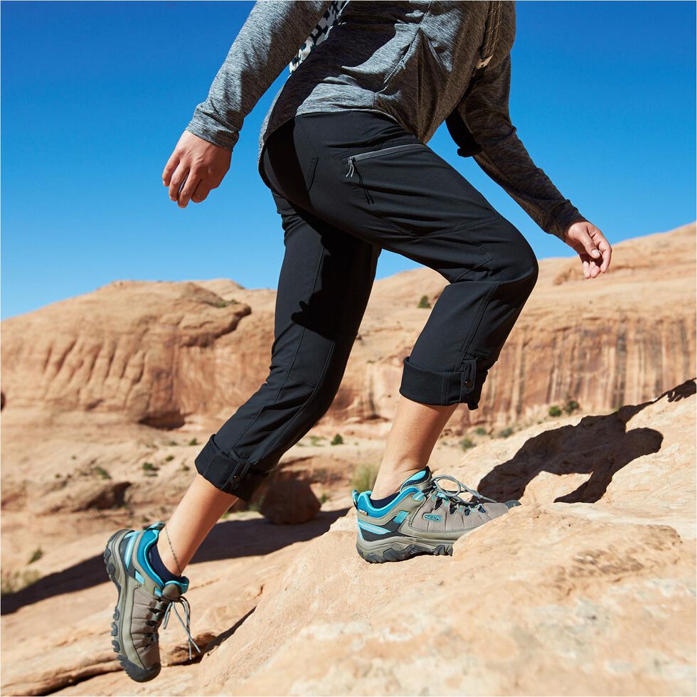 Women's Flexpedition Pull-On Bootcut Pants | Duluth Trading Company