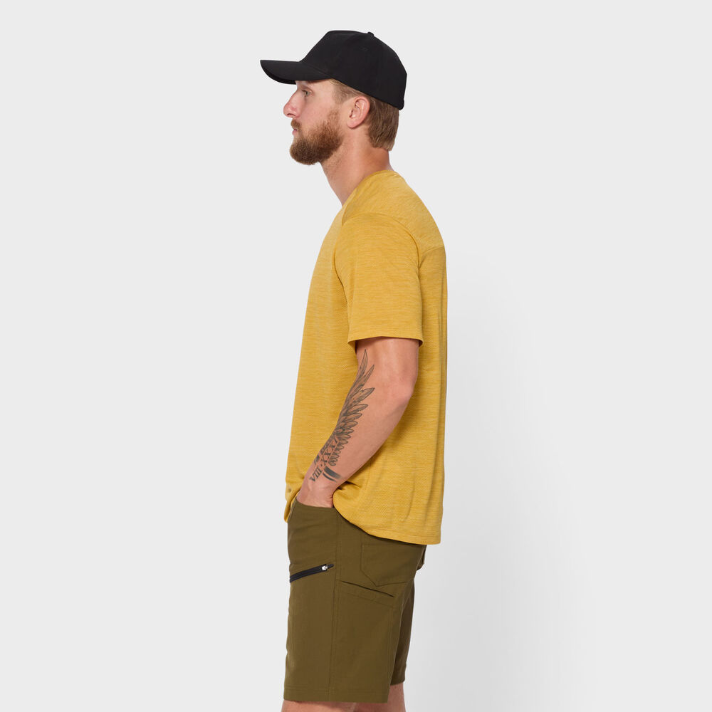Men's AKHG Tun-Dry Edge Short Sleeve Tee Main Image