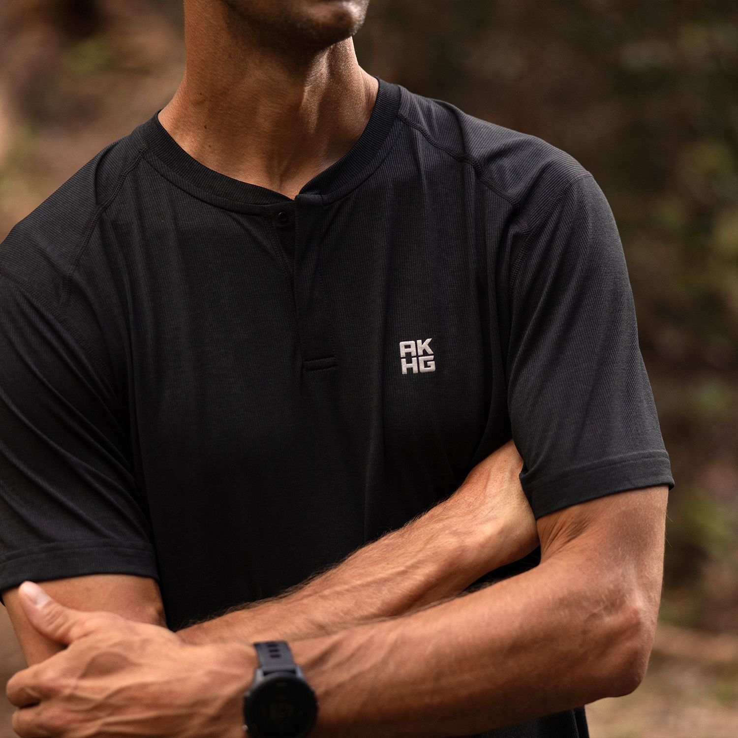 Men's AKHG Tun-Dry Short Sleeve Henley