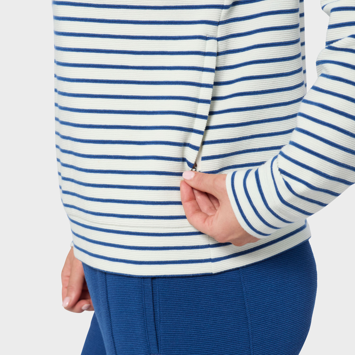 Women's Lounge Lore Pullover - image 4
