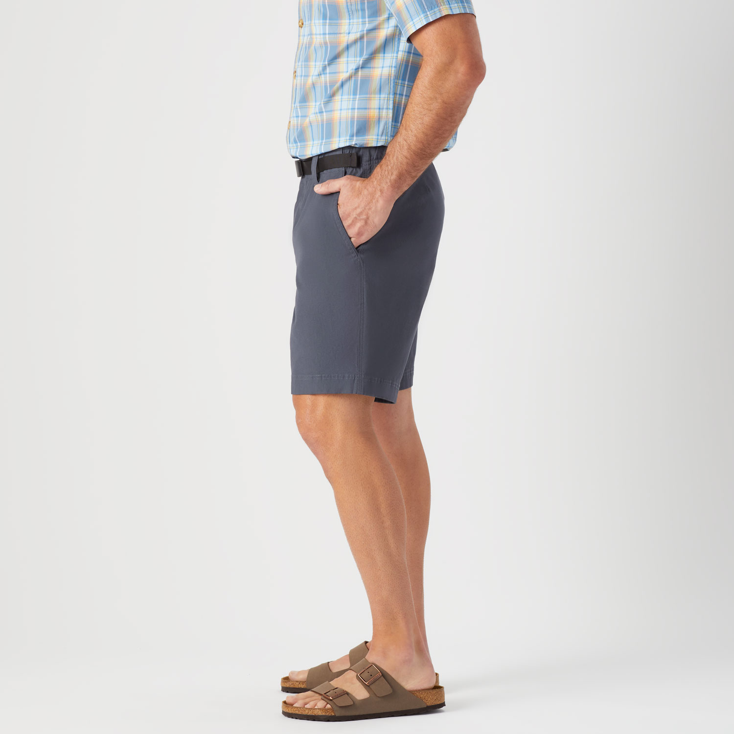 Men's Belted Lightweight Canvas Standard Fit 9" Shorts