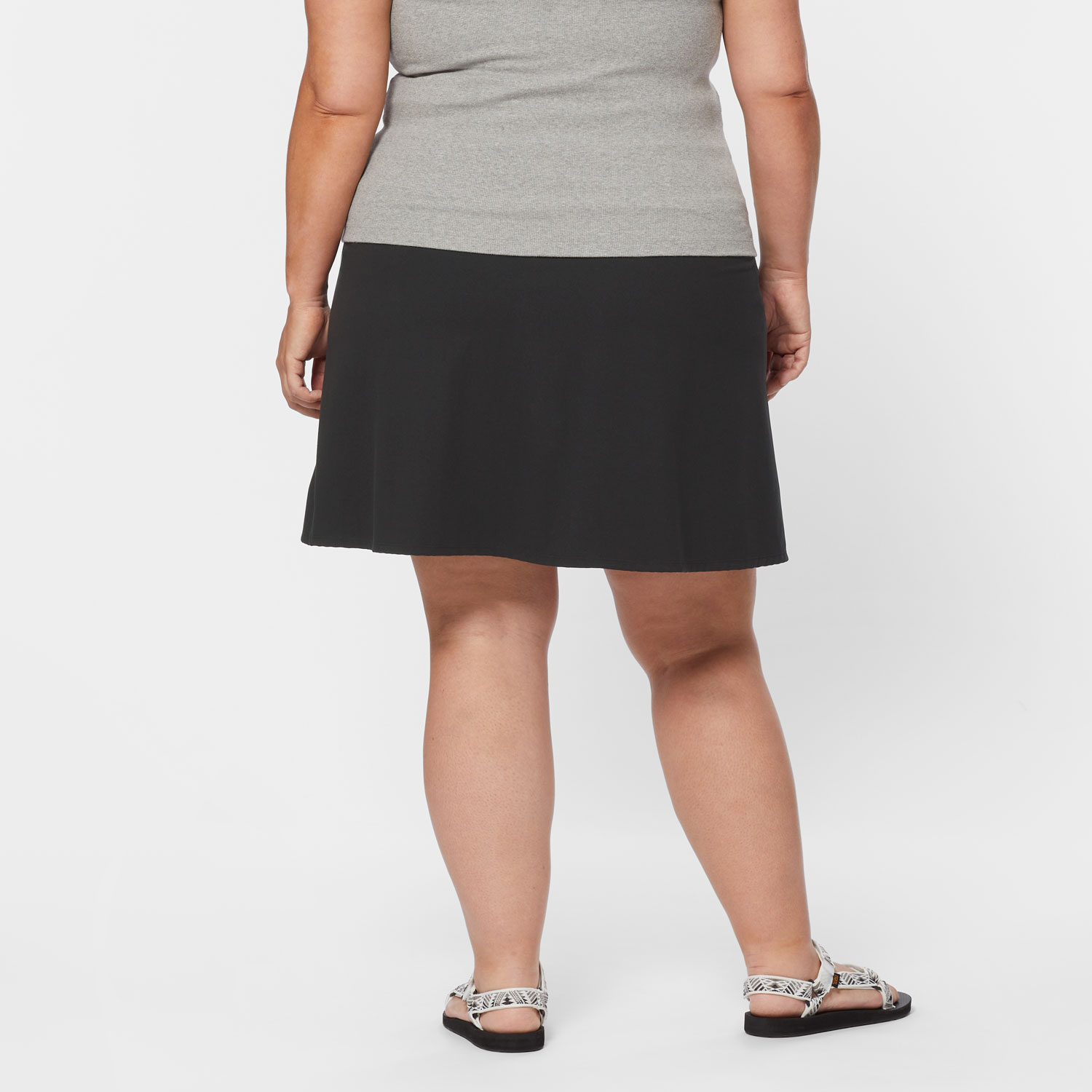 Women's Plus NoGA Air Mid-Rise Skort