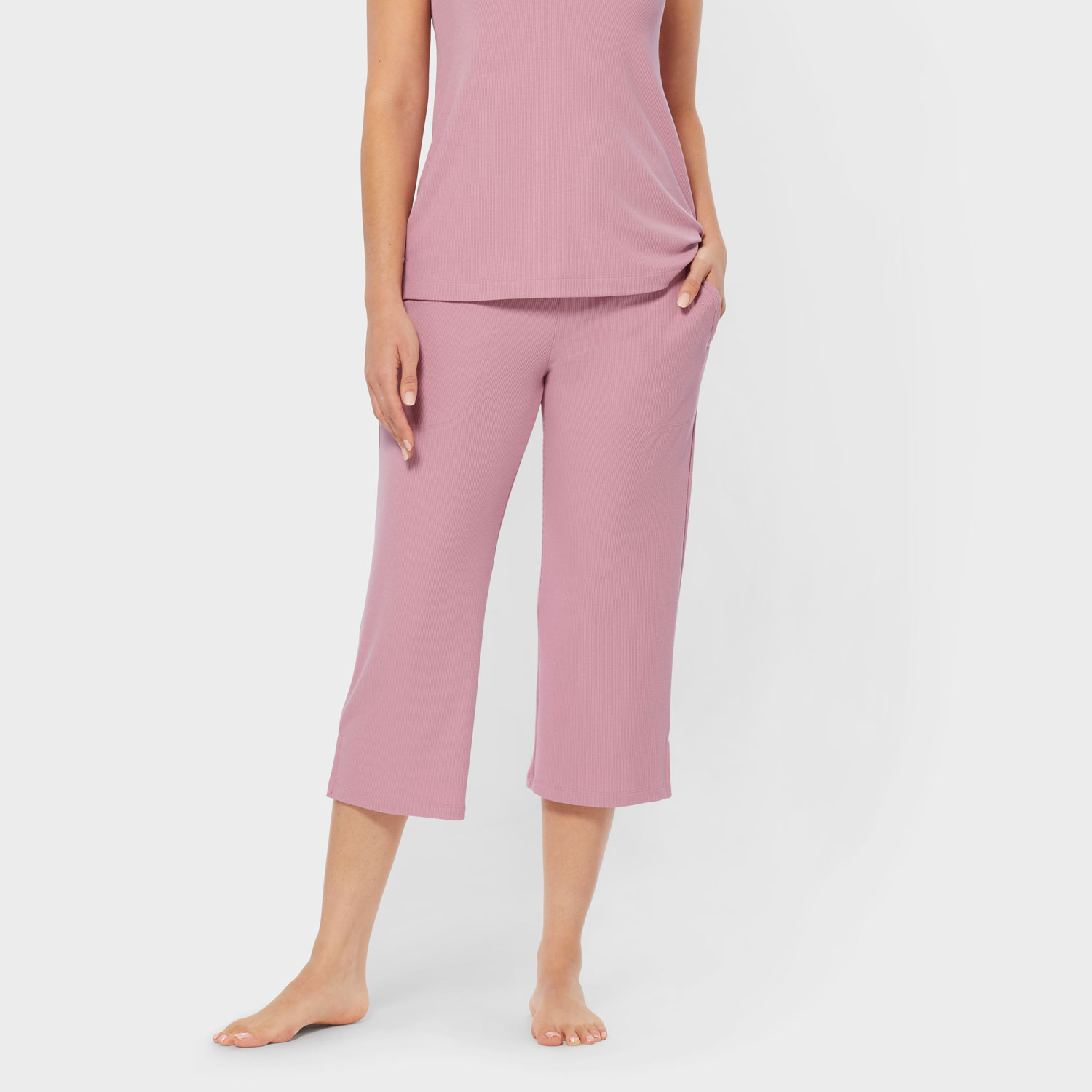 Women's Dang Soft Rib Relaxed Leg Capris