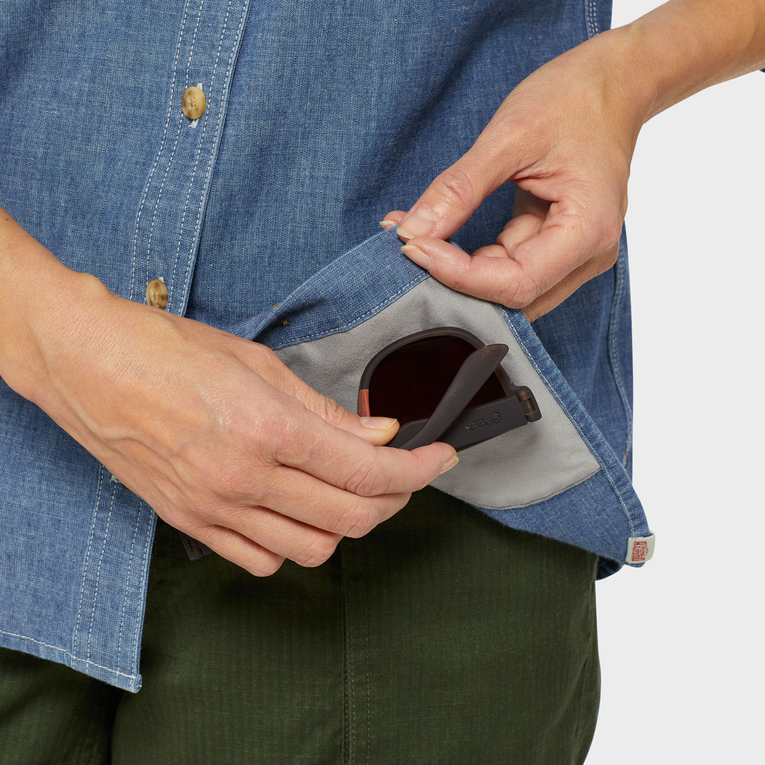 Women's COOLMAX Chambray Shirt - image 4