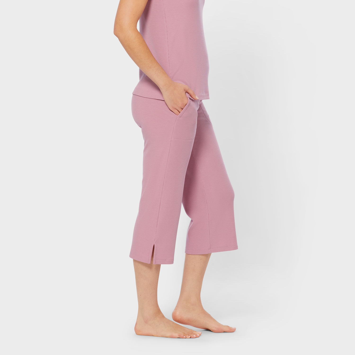 Women's Dang Soft Rib Relaxed Leg Capris - image 3